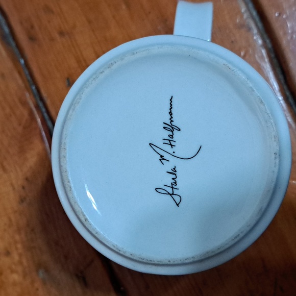 Anthropologie Starla Halfman Monogram Letter J 10 ounce mug - Picture 4 of 4